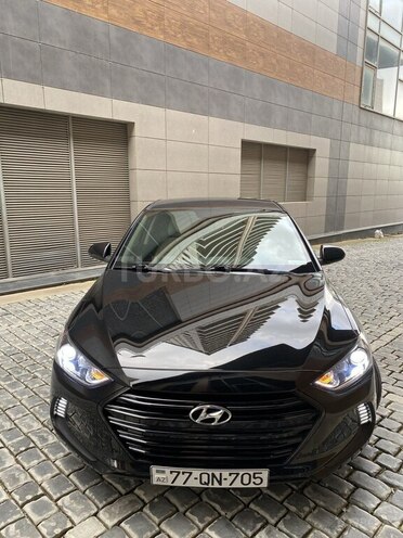Hyundai Elantra 2018, 31,382 km - 2.0 l - Bakı