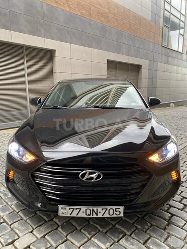 Hyundai Elantra 2018, 31,382 km - 2.0 l - Bakı