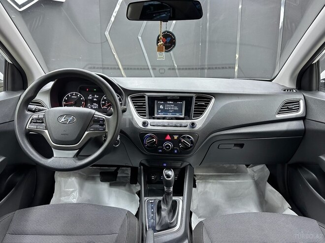 Hyundai Accent 2017, 100,563 km - 1.6 л - Bakı
