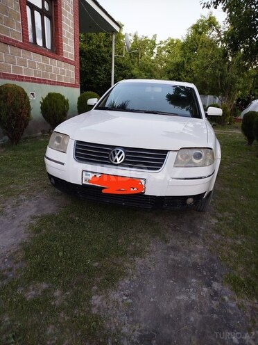 Volkswagen Passat 2002, 235,000 km - 2.0 l - Zaqatala