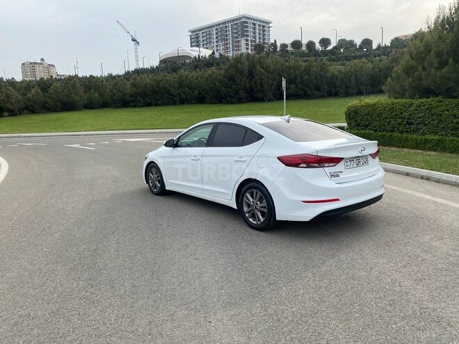 Hyundai Elantra 2017, 114,182 km - 2.0 l - Bakı