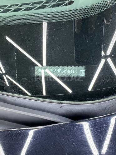 Lincoln MKZ-13