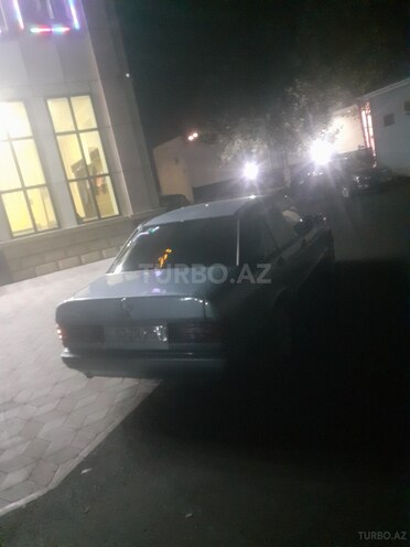 Mercedes 190 1991, 236,250 km - 2.0 l - Biləsuvar