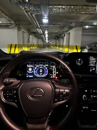 Lexus ES 200 2022, 23,000 km - 2.0 l - Bakı