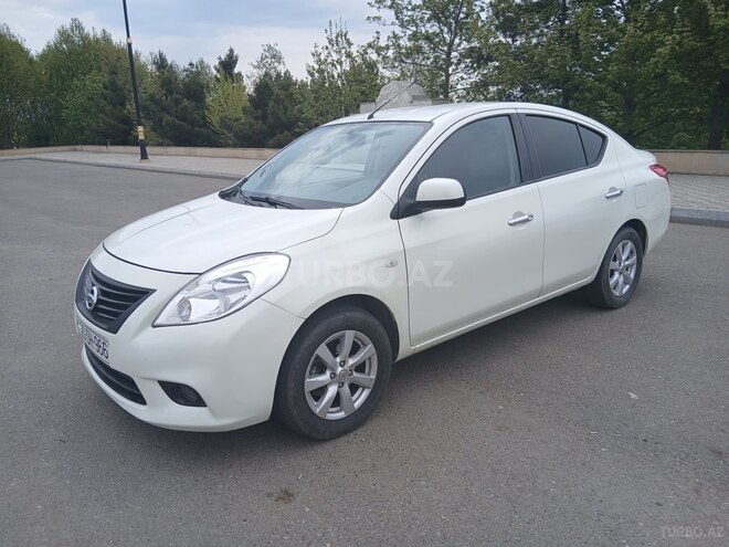 Nissan Sunny 2013, 210,000 km - 1.5 л - Gəncə