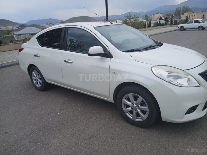 Nissan Sunny 2013, 210,000 km - 1.5 л - Gəncə