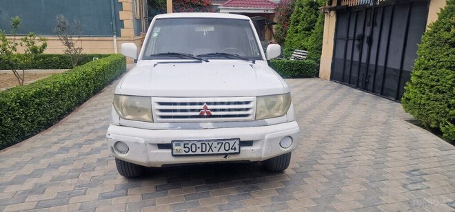 Mitsubishi Pajero io 2000, 272,000 km - 1.8 l - Sumqayıt