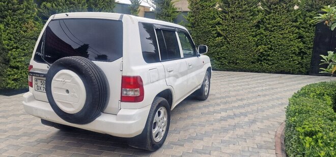 Mitsubishi Pajero io 2000, 272,000 km - 1.8 l - Sumqayıt