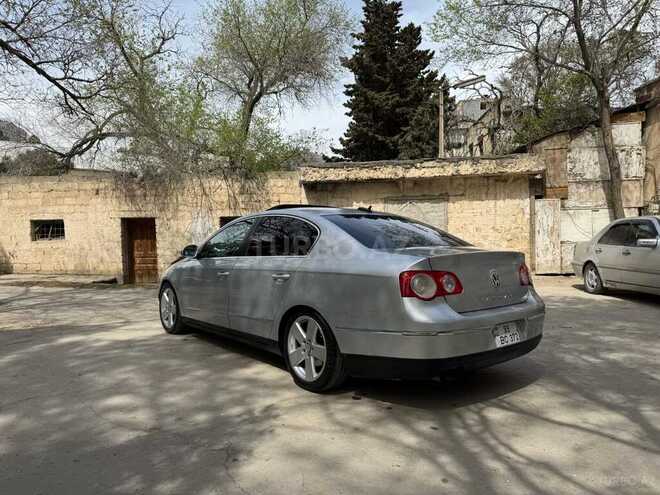 Volkswagen Passat 2006, 300,000 km - 2.0 л - Bakı