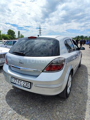 Opel Astra 2008, 334,000 km - 1.3 l - Ağcabədi