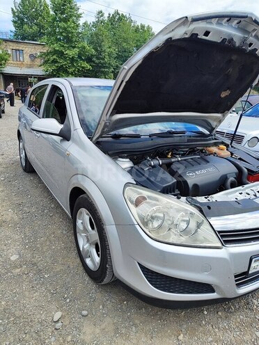 Opel Astra 2008, 334,000 km - 1.3 l - Ağcabədi