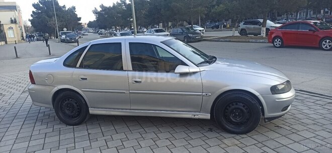 Opel Vectra 1999, 297,513 km - 1.6 l - Sumqayıt