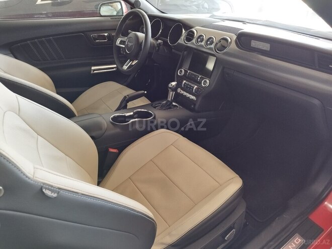 Ford Mustang-7