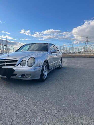 Mercedes E 270 2001, 523,168 km - 2.7 l - Mingəçevir