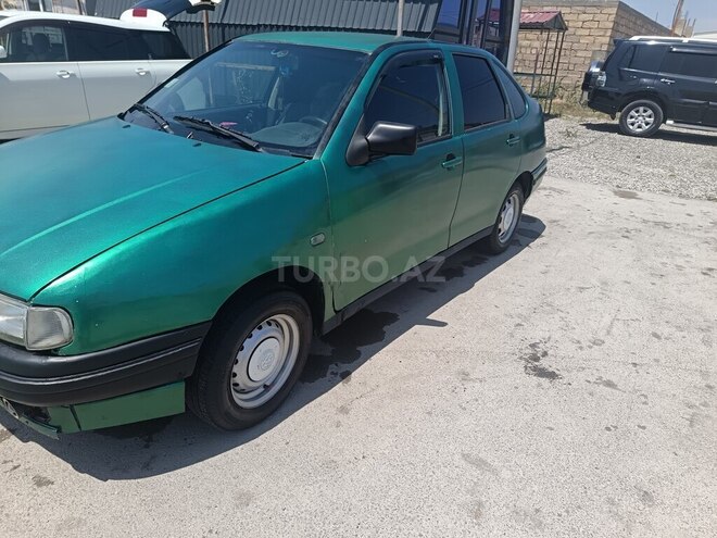 Volkswagen Polo 1996, 218,482 km - 1.4 л - Bakı