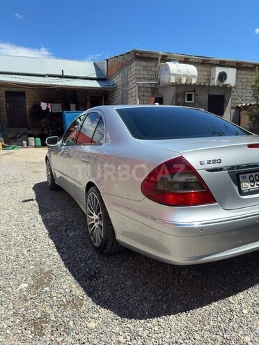 Mercedes E 220 d 2007, 367,888 km - 2.2 л - Beyləqan