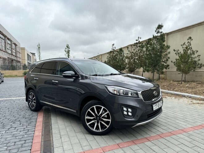 Kia Sorento-1