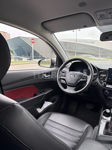 Hyundai Accent 2021, 52,746 km - 1.6 л - Bakı