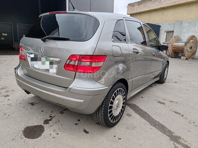 Mercedes B 170 2008, 94,000 km - 1.7 l - Bakı