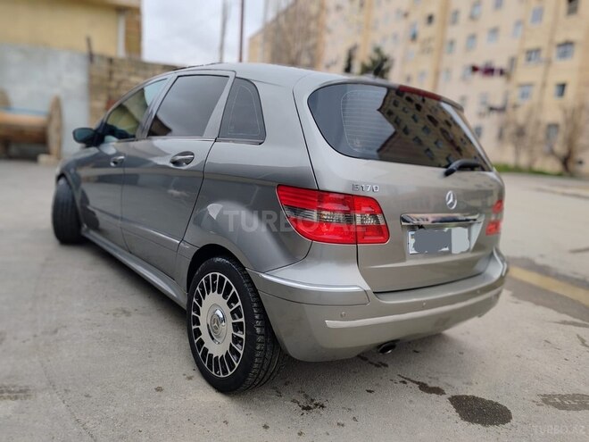 Mercedes B 170 2008, 94,000 km - 1.7 l - Bakı