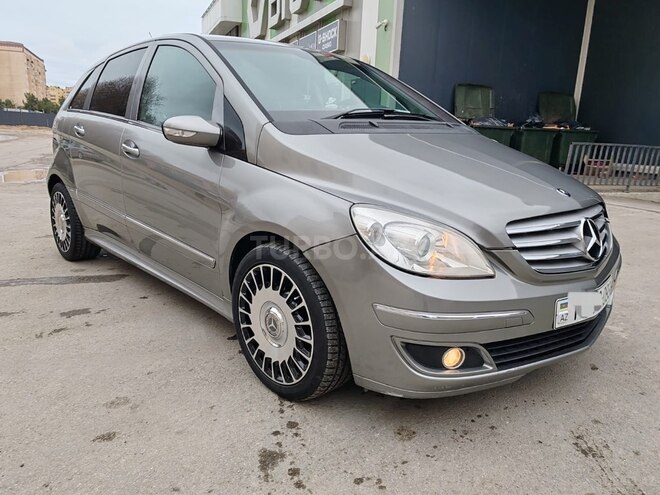 Mercedes B 170 2008, 94,000 km - 1.7 l - Bakı