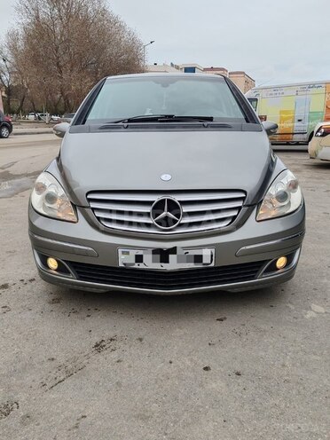 Mercedes B 170 2008, 94,000 km - 1.7 l - Bakı