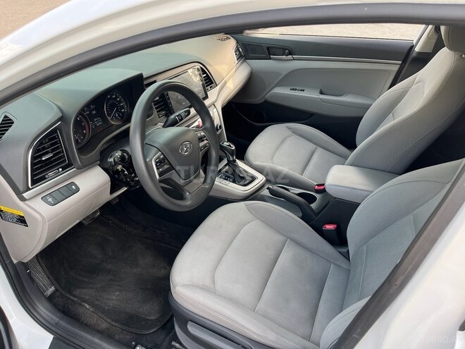 Hyundai Elantra 2017, 120,298 km - 2.0 l - Bakı