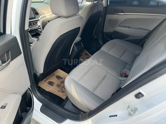 Hyundai Elantra 2017, 120,298 km - 2.0 l - Bakı