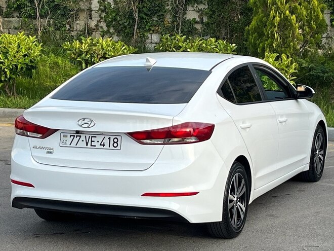 Hyundai Elantra 2017, 120,298 km - 2.0 l - Bakı