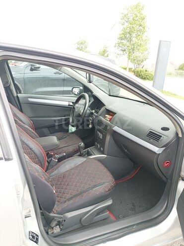 Opel Astra 2004, 295,000 km - 1.4 l - Bakı