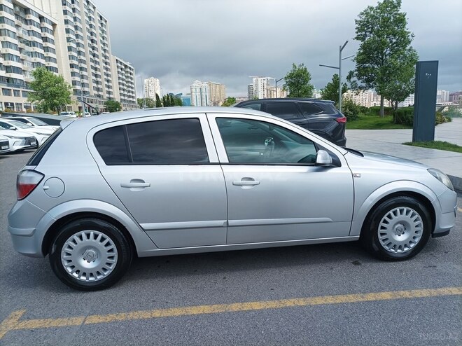 Opel Astra 2004, 295,000 km - 1.4 l - Bakı