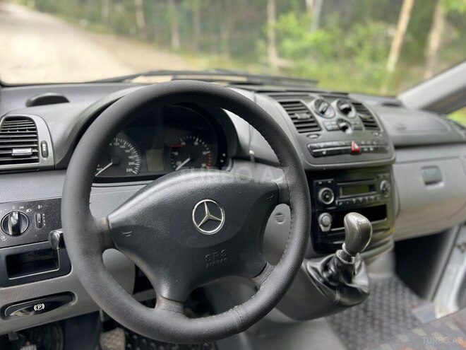 Mercedes Vito 111 2009, 235,000 km - 2.2 l - Bakı