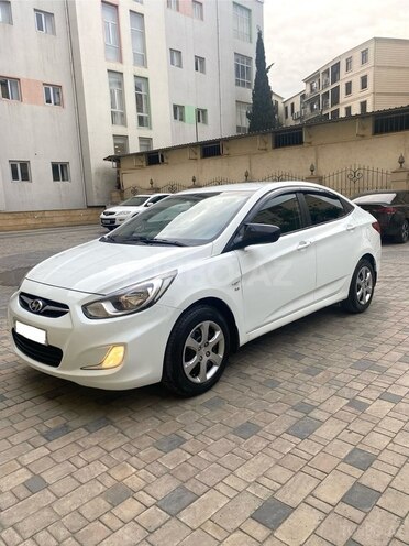 Hyundai Accent 2012, 237,000 km - 1.6 l - Bakı