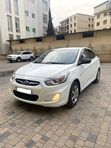 Hyundai Accent 2012, 237,000 km - 1.6 l - Bakı