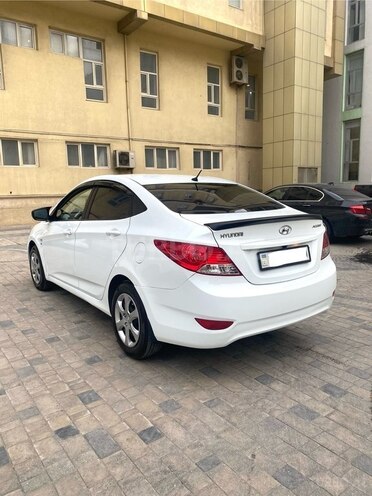 Hyundai Accent 2012, 237,000 km - 1.6 l - Bakı
