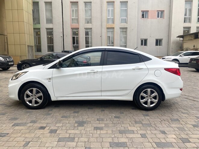 Hyundai Accent 2012, 237,000 km - 1.6 l - Bakı