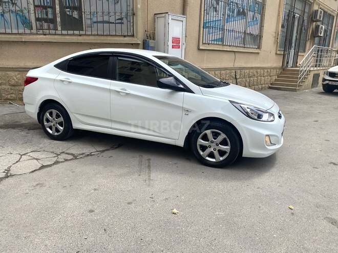 Hyundai Accent 2012, 237,000 km - 1.6 l - Bakı