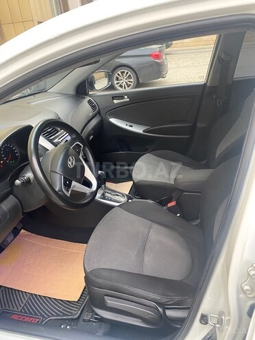 Hyundai Accent 2012, 237,000 km - 1.6 l - Bakı