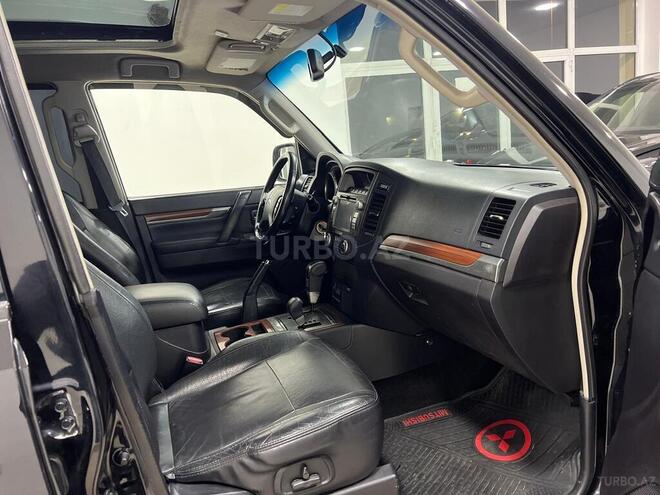 Mitsubishi Pajero 2007, 236,000 km - 3.2 l - Bakı