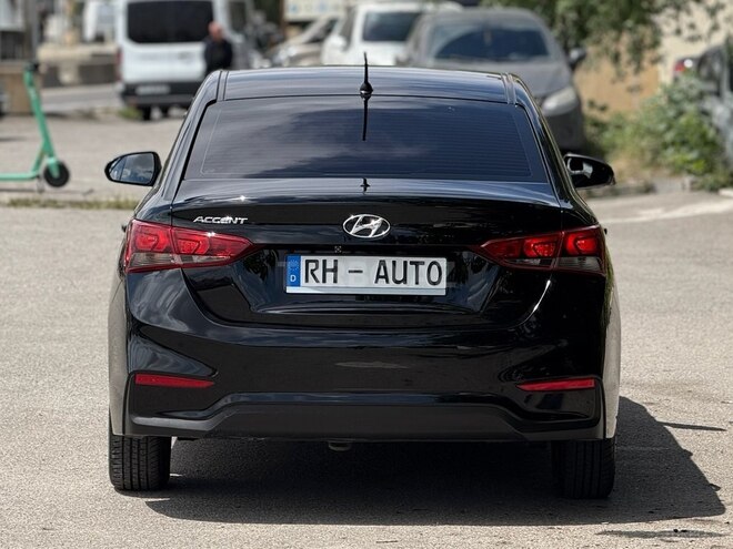 Hyundai Accent 2019, 125,000 km - 1.4 л - Bakı