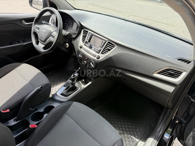 Hyundai Accent 2019, 125,000 km - 1.4 л - Bakı