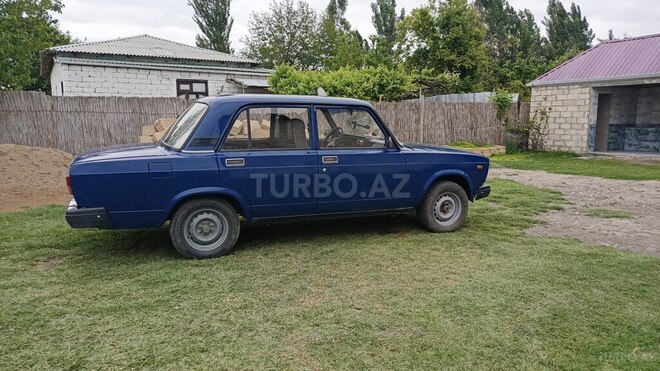 LADA (VAZ) 2107 2003, 95,000 km - 1.5 l - Şirvan