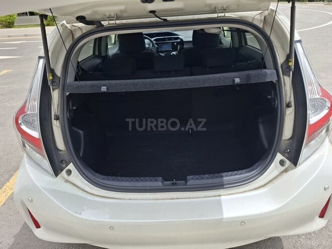 Toyota Aqua 2018, 77,000 km - 1.5 l - Bakı