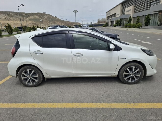 Toyota Aqua 2018, 77,000 km - 1.5 l - Bakı
