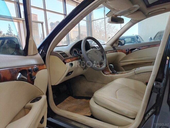 Mercedes E 320 2003, 308,000 km - 3.2 l - Sumqayıt