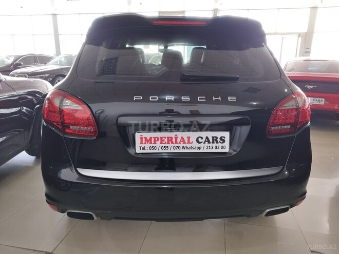 Porsche Cayenne-6