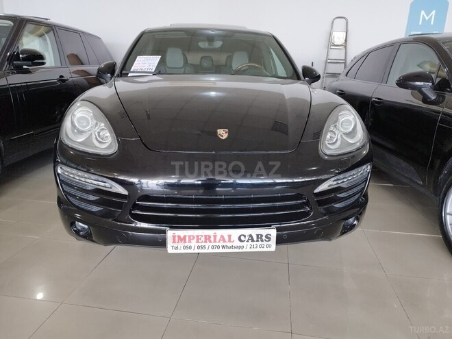 Porsche Cayenne-1