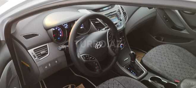Hyundai Elantra 2015, 72,000 km - 1.8 л - Bakı