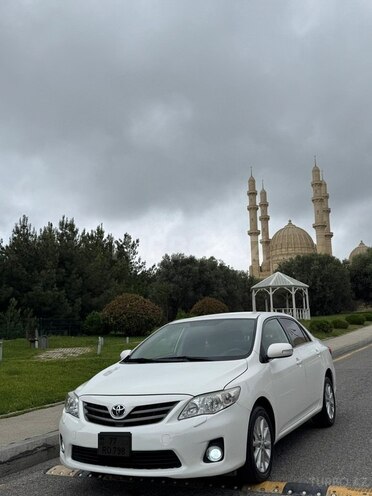 Toyota Corolla 2013, 253,000 km - 1.6 l - Bakı