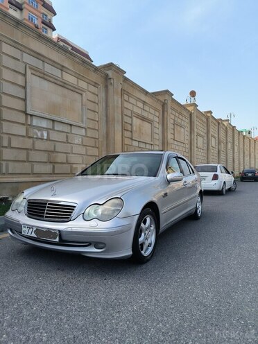 Mercedes C 240 2000, 299 km - 2.4 l - Bakı